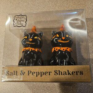 Johanna Parker Black Cat Salt & Pepper Shaker Set Halloween Transpac BNIB!